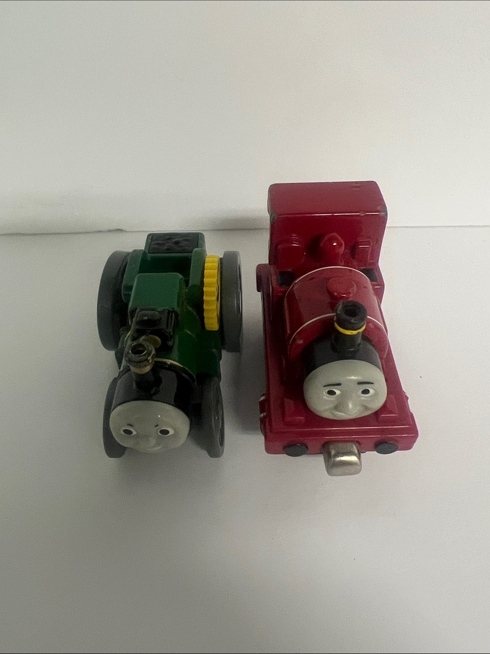 Thomas And Friends Trevor And Skarloey Play Trains-Small Magnetic